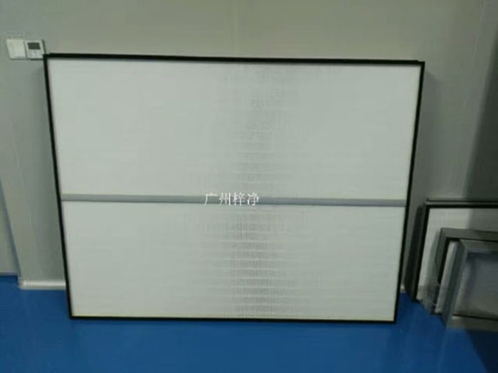 HEPA高效過濾網(wǎng)可廣泛用于光學(xué)電子、LCD液晶制造，生物醫(yī)藥、精密儀器、飲料食品，PCB印刷等行業(yè)無塵凈化車間的空調(diào)末端送風(fēng)處。