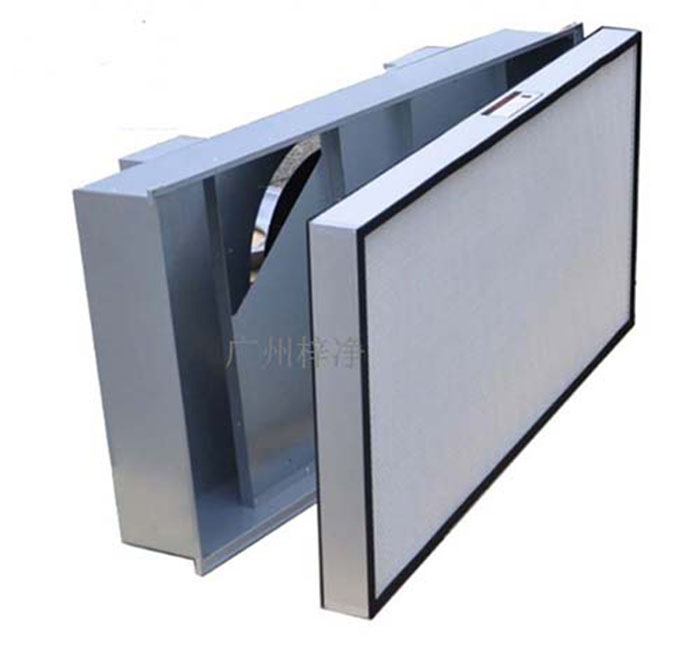 FFU高效過(guò)濾器的更換周期過(guò)長(zhǎng)，會(huì)導(dǎo)致過(guò)濾效率下降，空氣中的塵埃粒子無(wú)法得到有效過(guò)濾，從而影響潔凈棚的空氣質(zhì)量